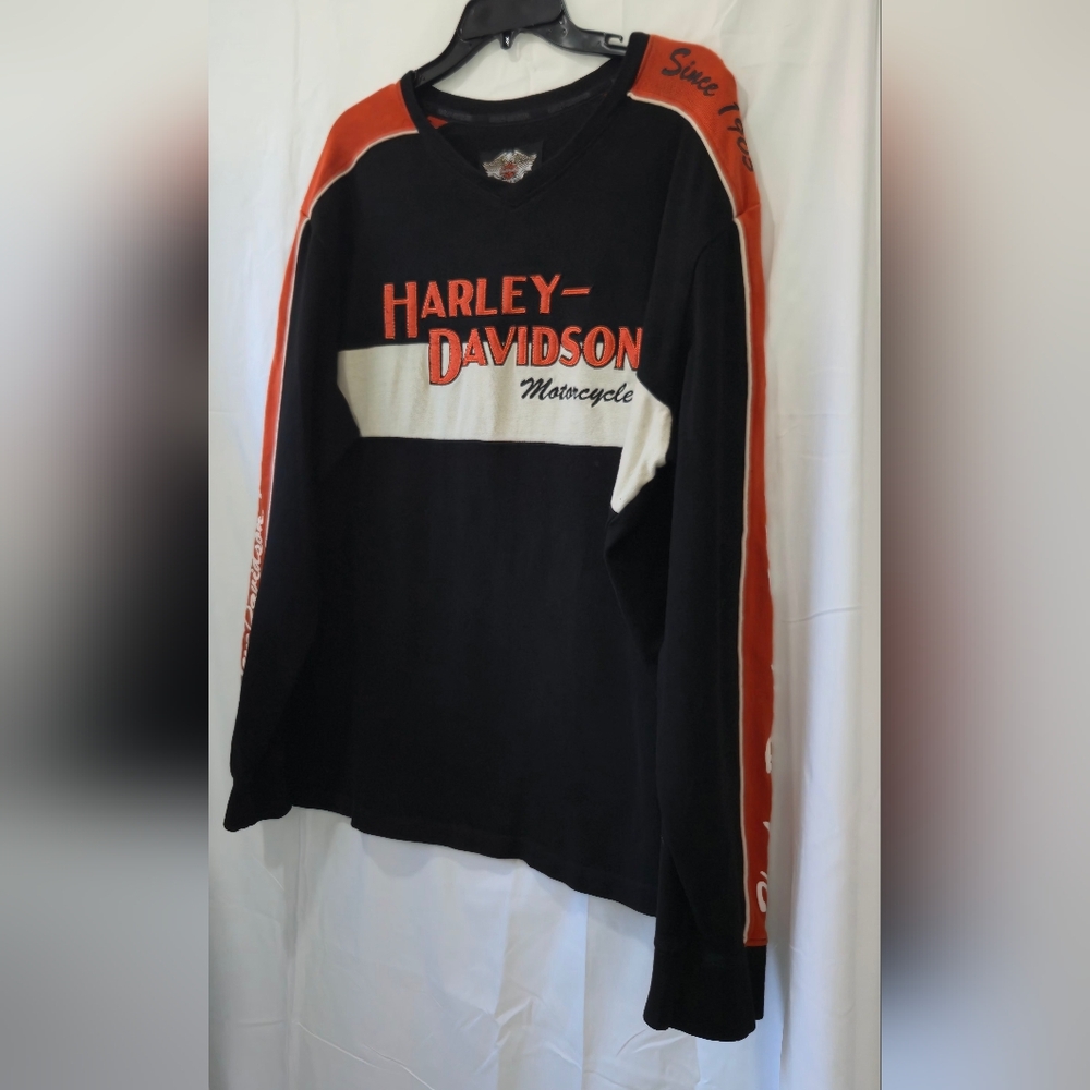Harley-Davidson Black and Red Long Sleeve Shirt